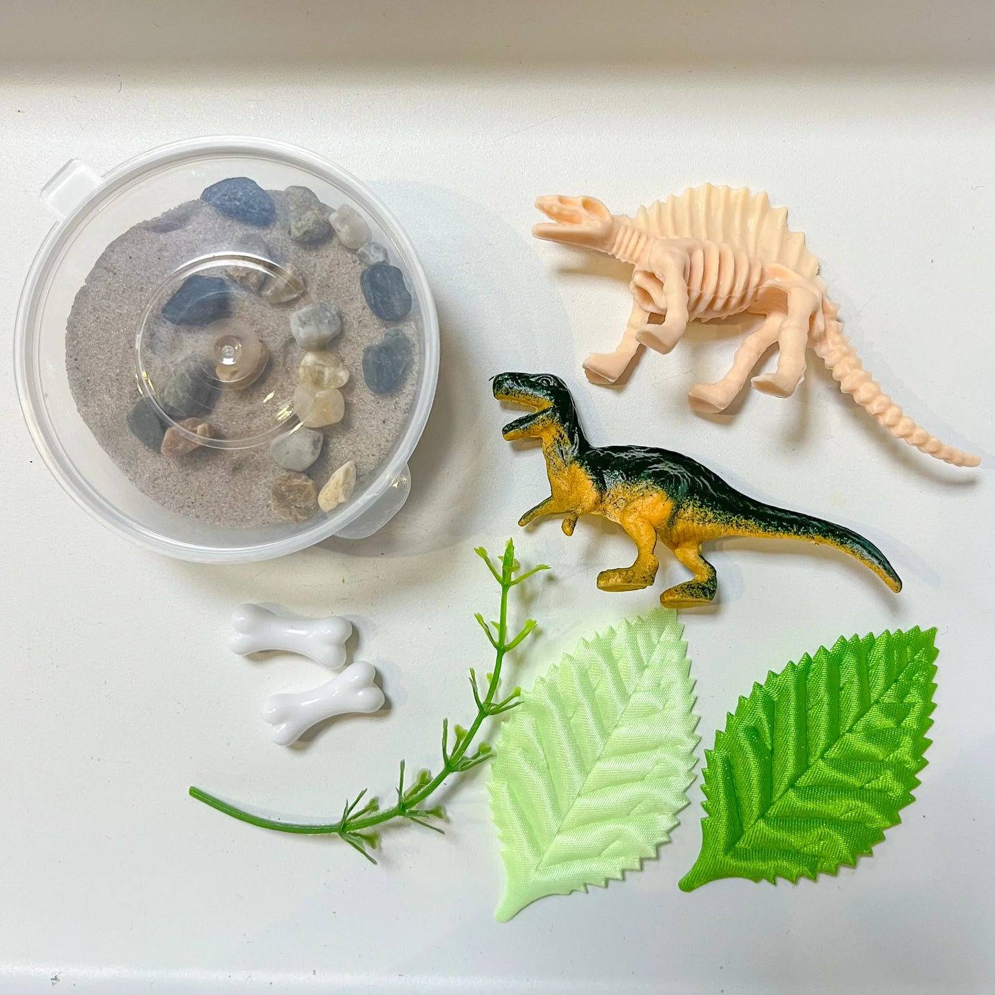Dinosaur Kinetic Sand Kit